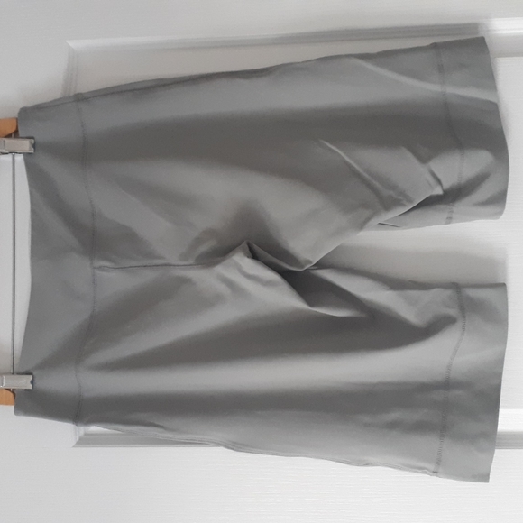 Joe Fresh Capris - Picture 2 of 6